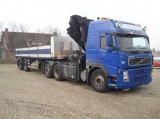 Krantrækker med trailer - levering til Peter Juel Transport ApS