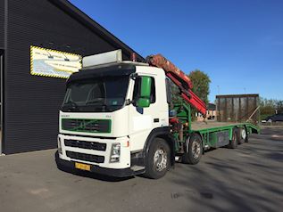 Geoboringer ApS Volvo kran og maskinlad, 