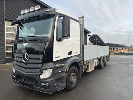 Mercedes 2540 HMF 2120 K5 Kran, Kran
