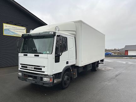 Iveco 80E18 EuroCargo sovekab, Closed box